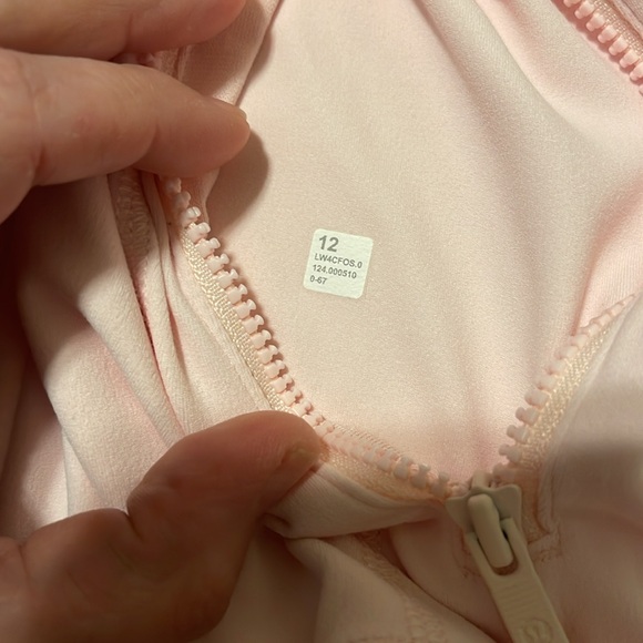 Sold out Lululemon Define Jacket *Nulu Strawberry Milkshake sz 12 Like New - Picture 9 of 11